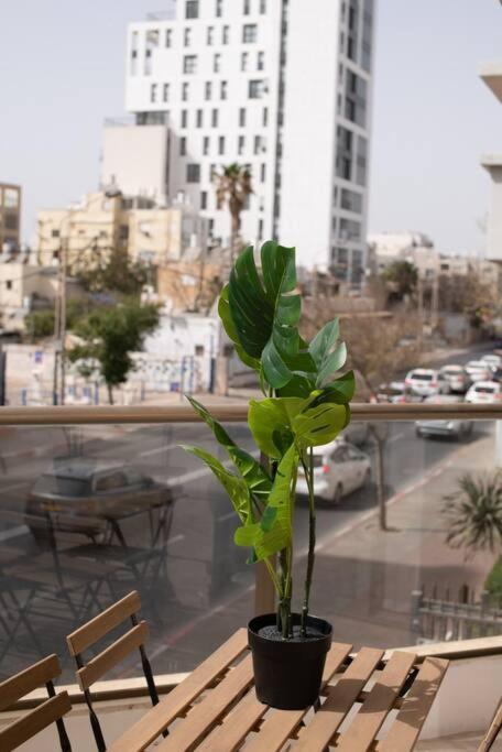 Welcanza - Hayarkon Apartments & Studios Tel-Aviv Kültér fotó